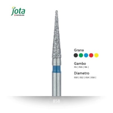 858