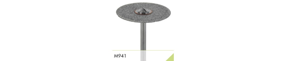 M941