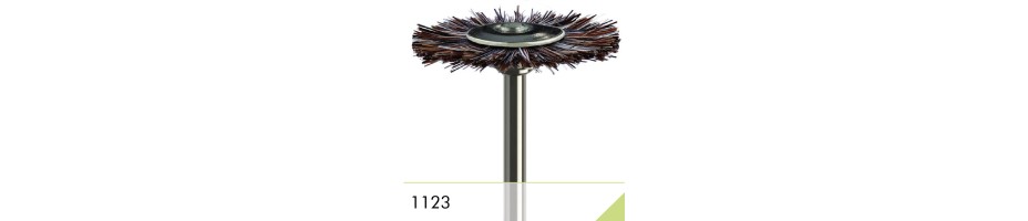 1123